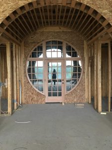 circle door